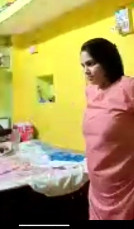 Bigboob Desi Gf Showing Lover Videos 14