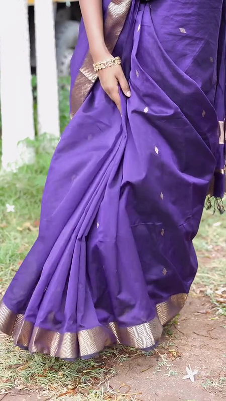 Cute girl saree wearing video 2