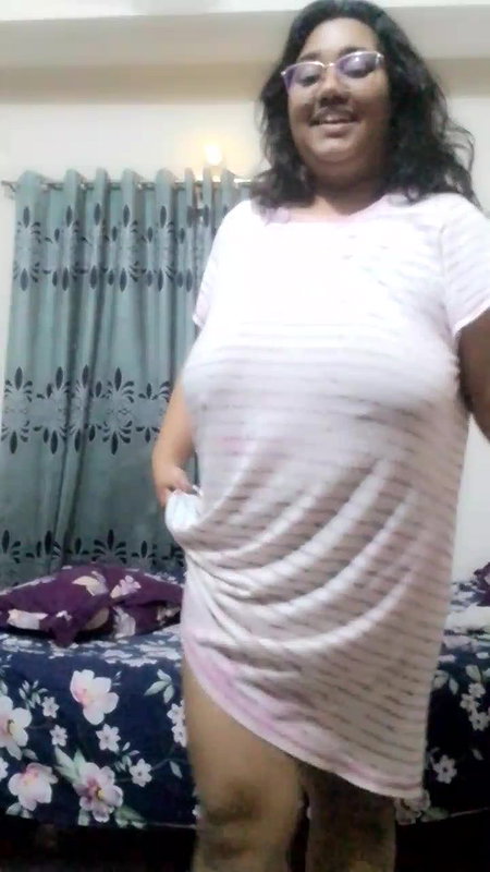 Beautiful Chubby Girlfriend Showing Nude Sucking Boobs 14 Videos Update  2