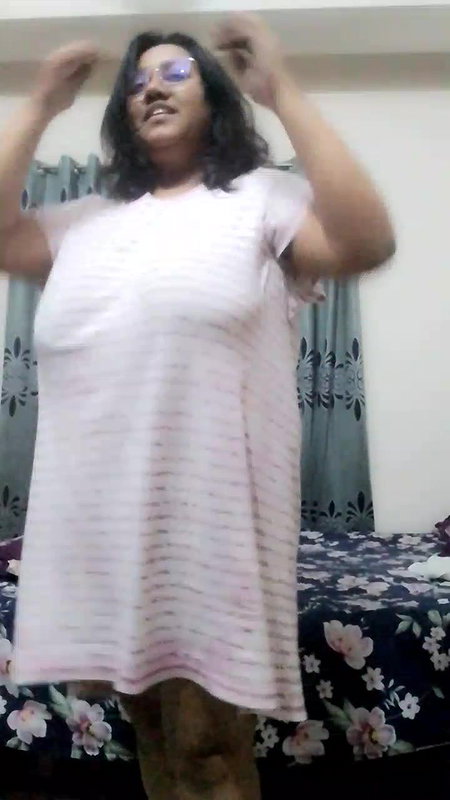 Beautiful Chubby Girlfriend Showing Nude Sucking Boobs 14 Videos Update  2