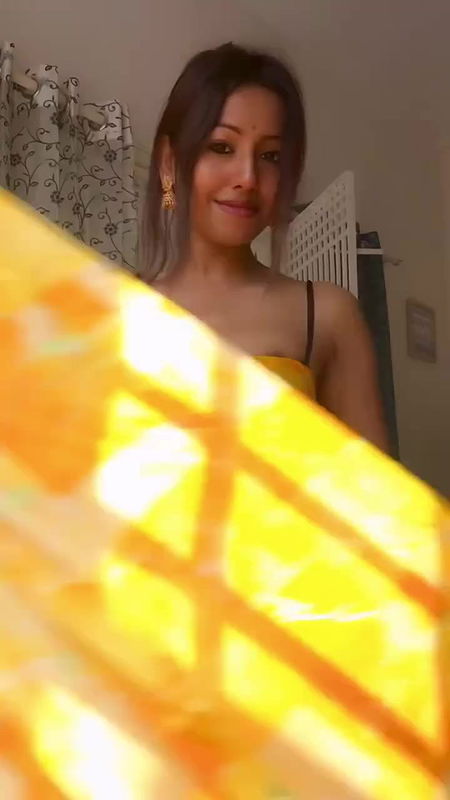 RITU DESI SEDUCTRESS BABE SEXY MIDRIFF AND CLEAVAGE EXPOSE IN SAREE  2