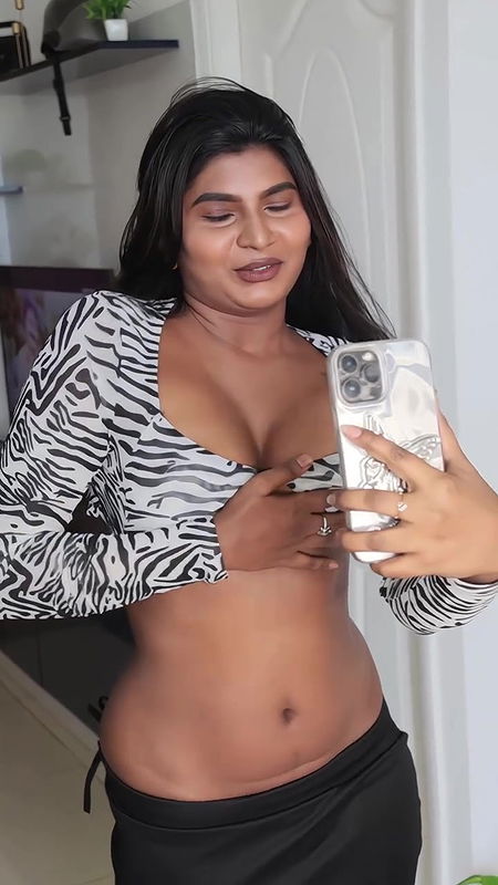 STEPHINA RAVISHING MALLU BABE TEMPTING MIDRIFF AND EXOTIC TEASE  2