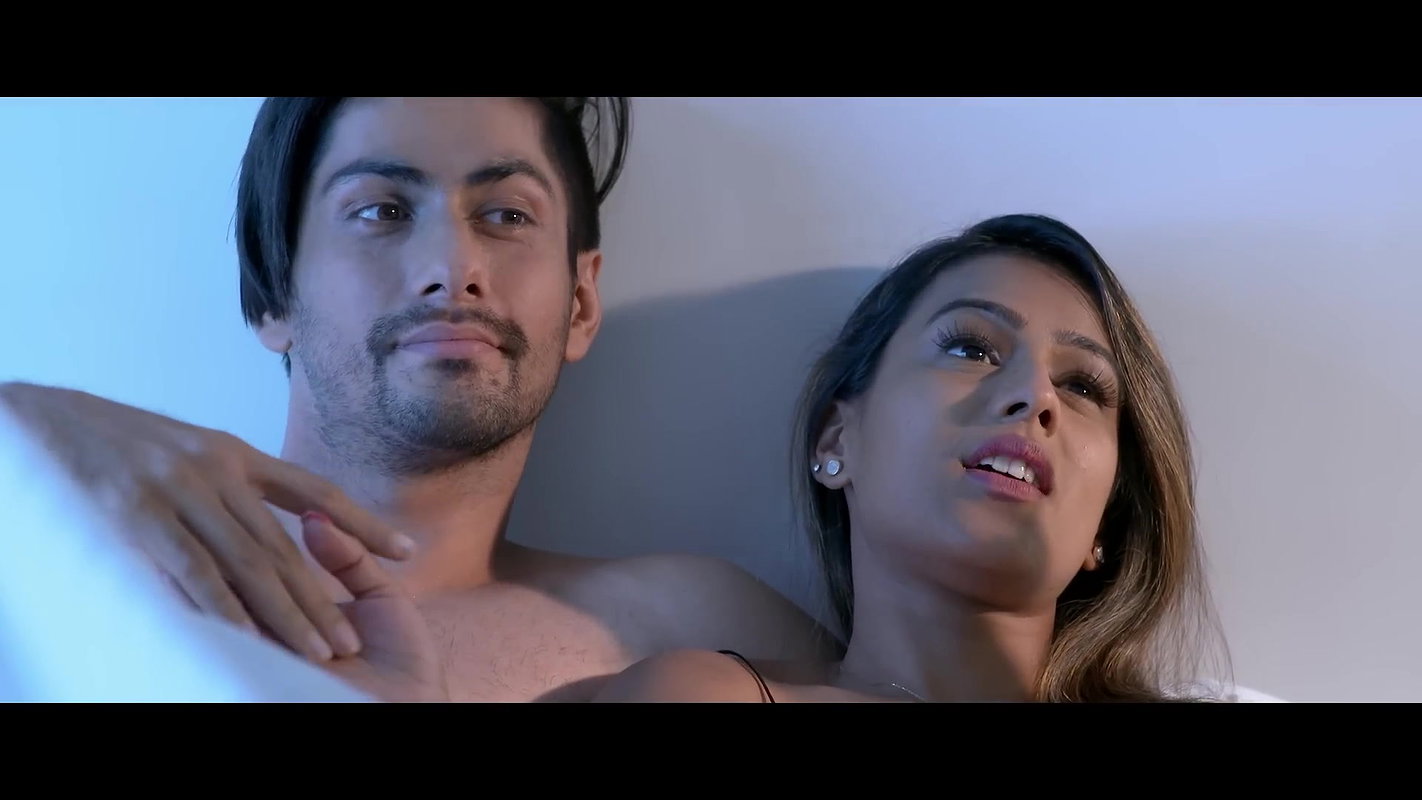 Hot nia sharma multiple smooching sensual romantic song  2