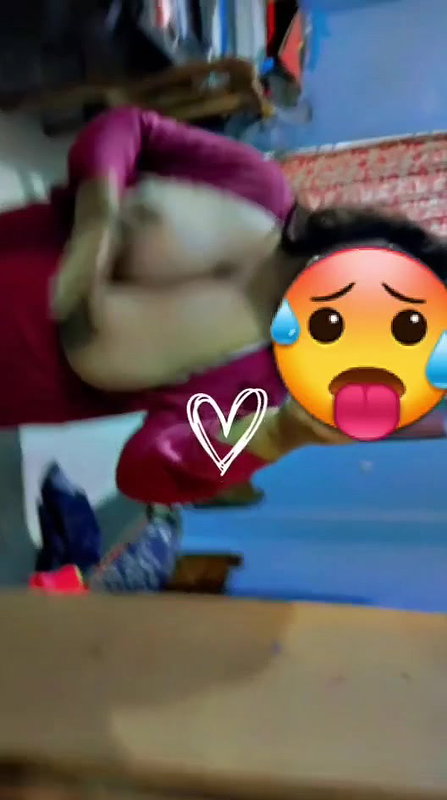 Beautiful Chubby Girlfriend Showing Nude Sucking Boobs 14 Videos Update  11