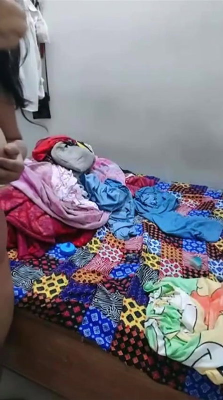 MILF Avantika VIP Live Show Masturbating Pussy  2