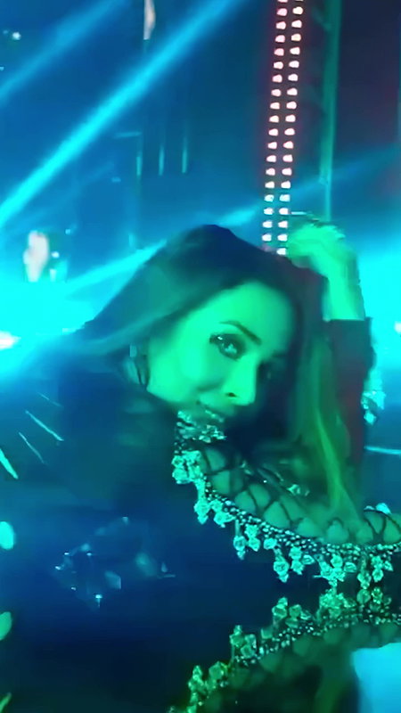 TOO WILD AND STUNNING BOLD MILF MALAIKA ARORA CURVY SHOOT HQ VIDEO  2