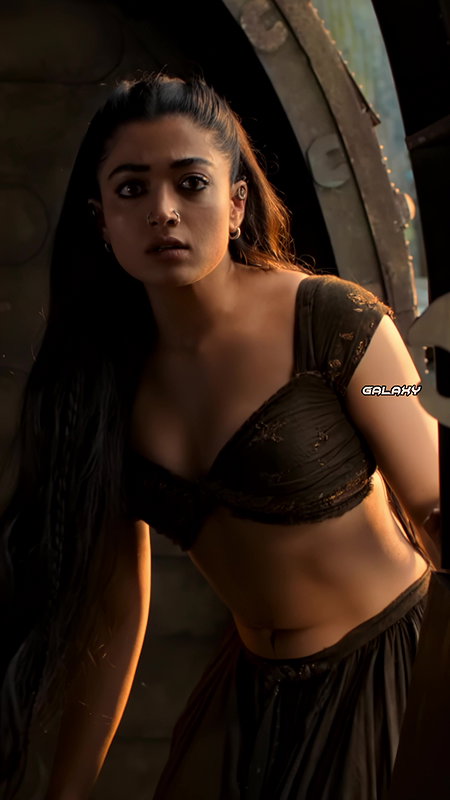 RASHMIKA CAPTIVATING HOT RAUNCHY LOOKS TEASE HQ VIDEO2