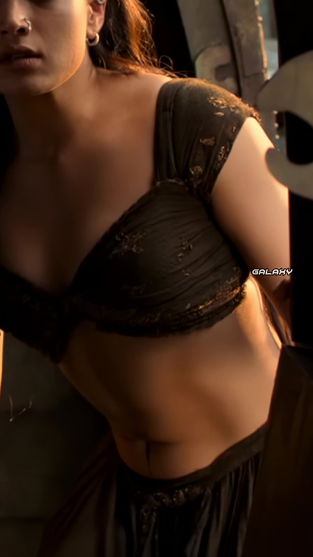 RASHMIKA CAPTIVATING HOT RAUNCHY LOOKS TEASE HQ VIDEO2