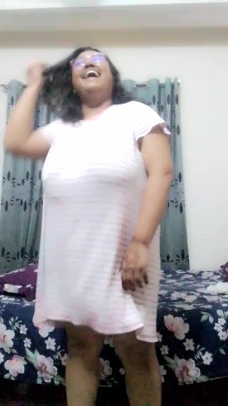 Beautiful Chubby Girlfriend Showing Nude Sucking Boobs 14 Videos Update2