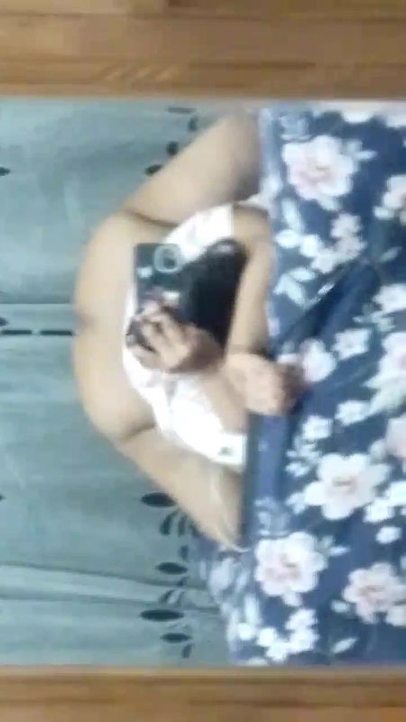 Beautiful Chubby Girlfriend Showing Nude Sucking Boobs 14 Videos Update9