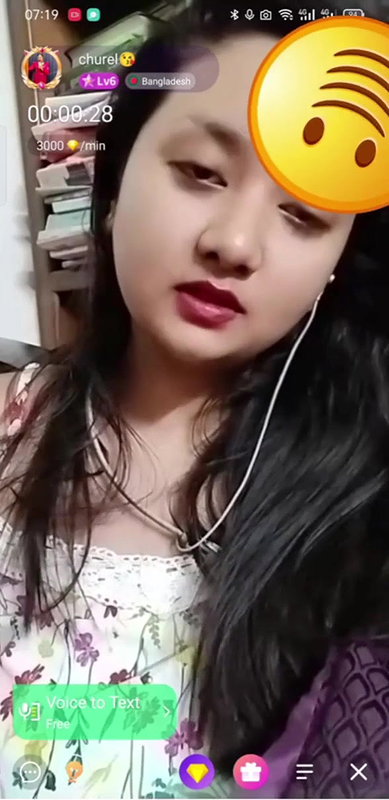 Chubby Bangla Babe Churel Boobs Out on Chamet Live2