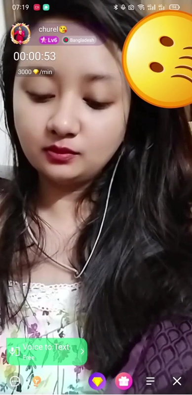 Chubby Bangla Babe Churel Boobs Out on Chamet Live2