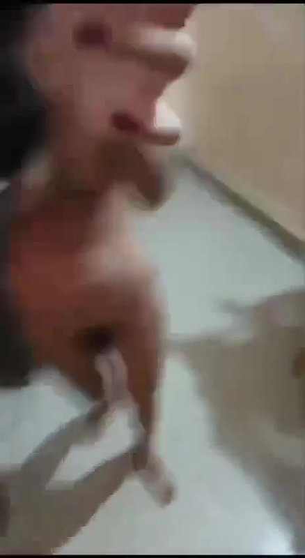 Boyfriend capture her gf nude2