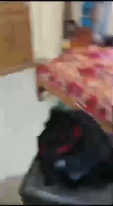 Boyfriend capture her gf nude2