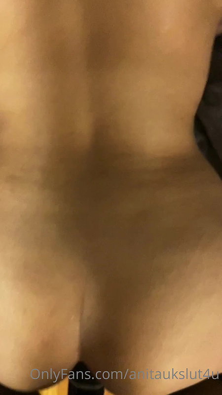 Anitaukslut4u doggy fuck