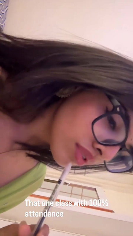 SAMRIDHII CURVY DAMN FAPWORTHY BABE WE ALL DESIRE UUFFF