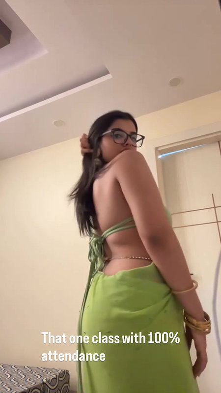 SAMRIDHII CURVY DAMN FAPWORTHY BABE WE ALL DESIRE UUFFF