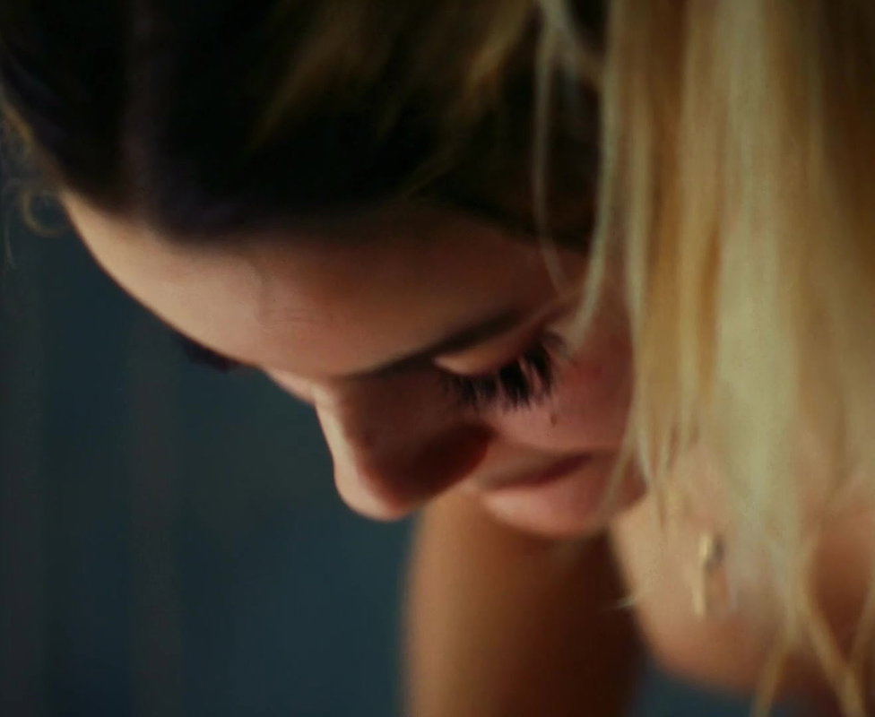Malou Khebizi – Wild Diamond hot scene