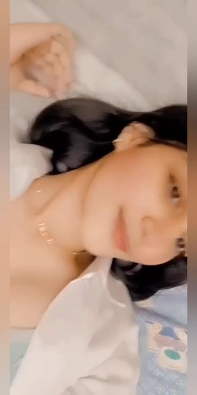 Hot sexy babe showing her boobs