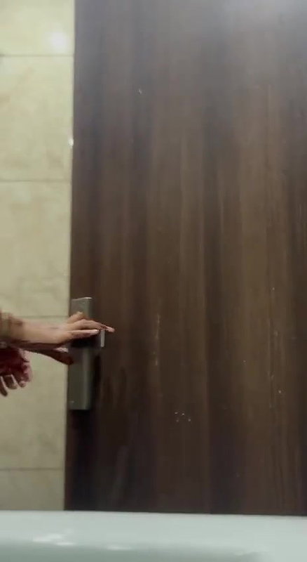Punjabi girl do hard fuck in bathroom and blowjob to her boyfriend