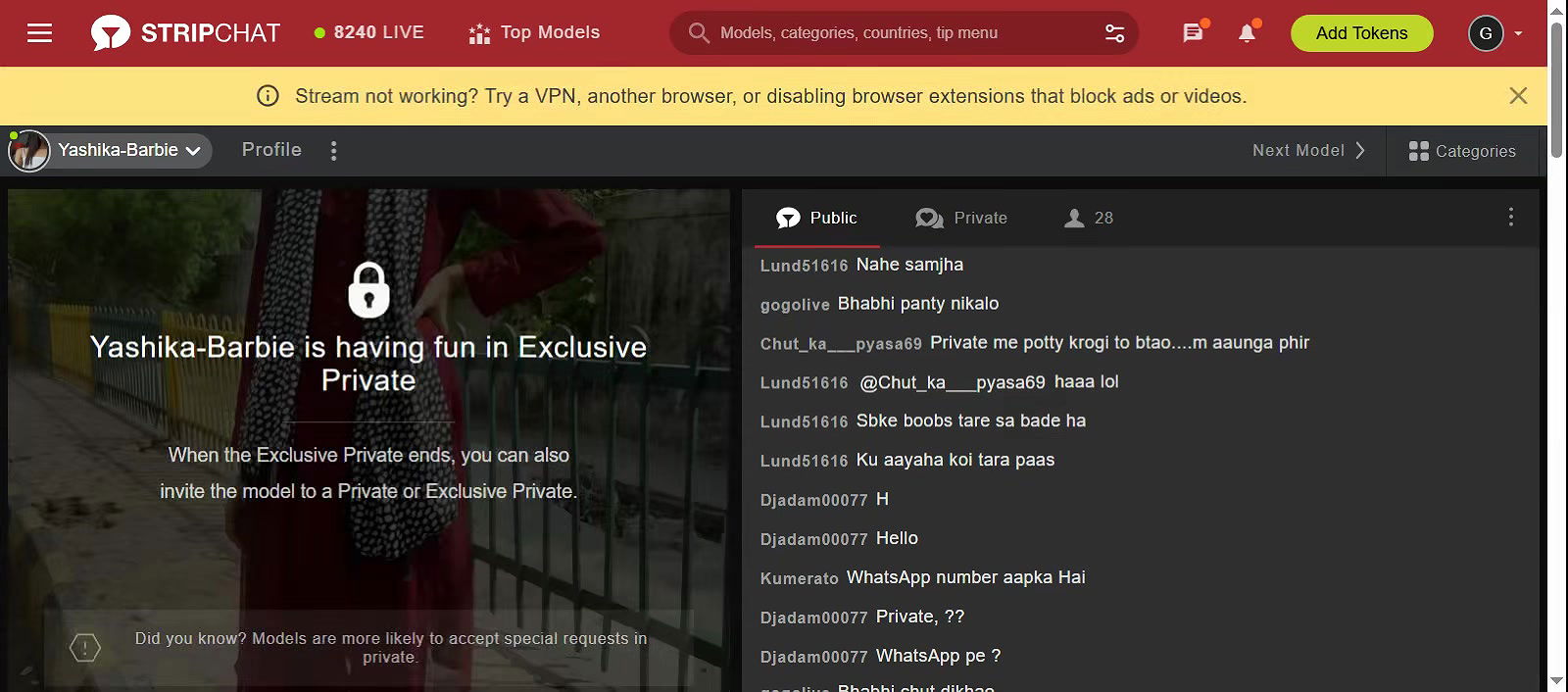 Horny girl fingering her pussy on cam