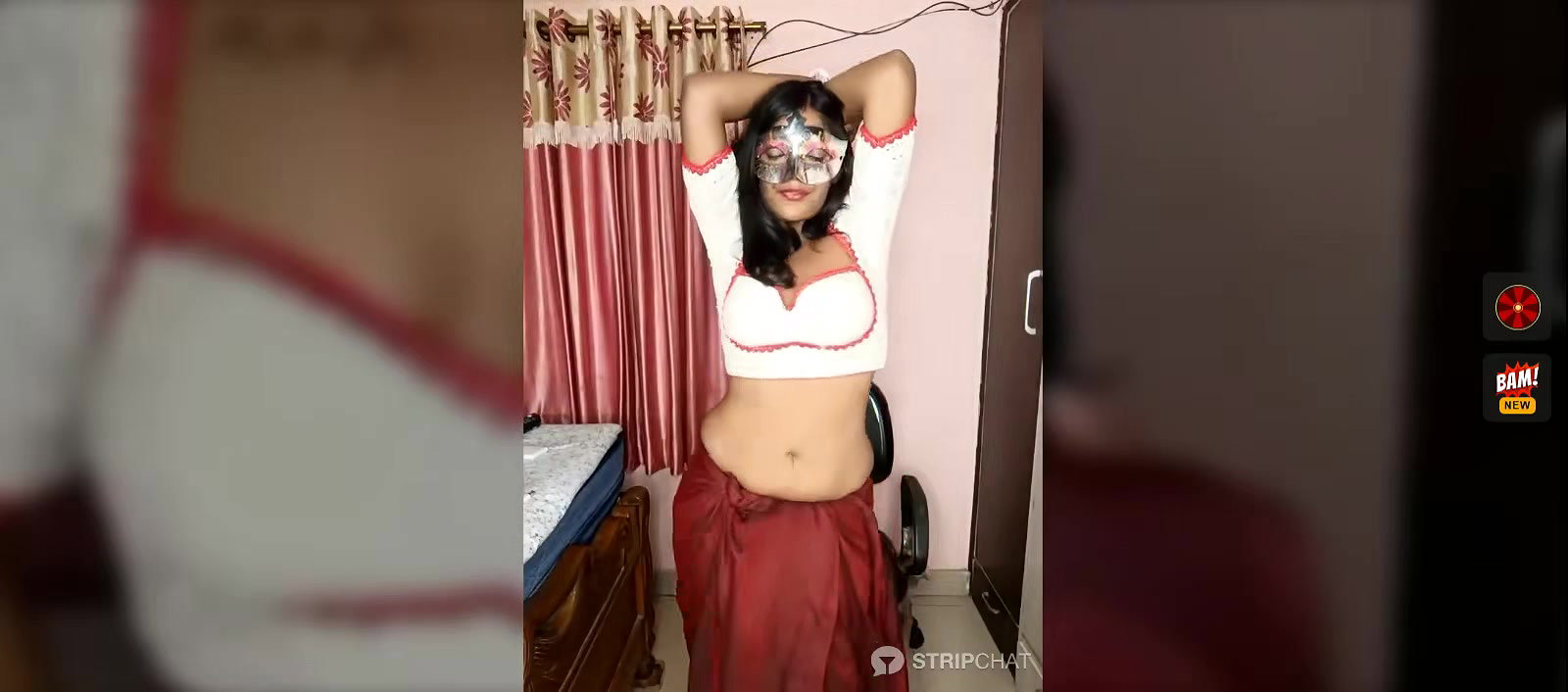 Horny Gril seduction stripping her saree an blouse showing highly seductive body