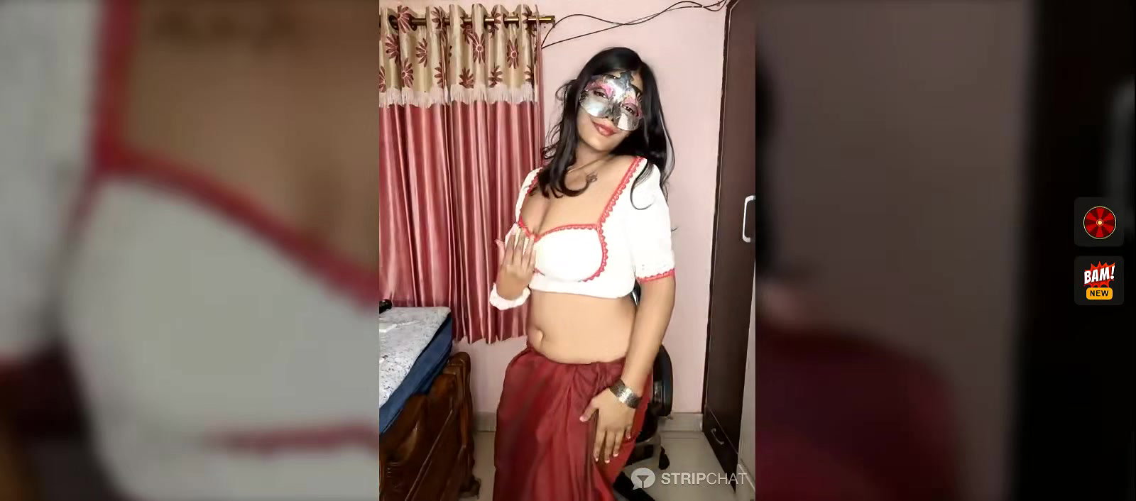 Horny Gril seduction stripping her saree an blouse showing highly seductive body