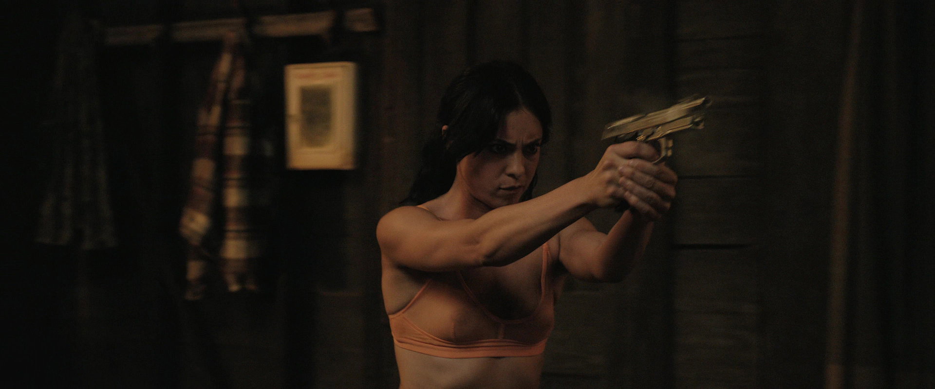 Gemma Dart, Rosa Salazar – Play Dirty 2025 4K