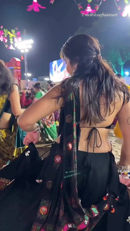 NAUGHTY TEMPTRESS SOFIA ANSARI SEDUCTIVE BACKLESS AT GARBA NIGHTS HQ VIDEO 2