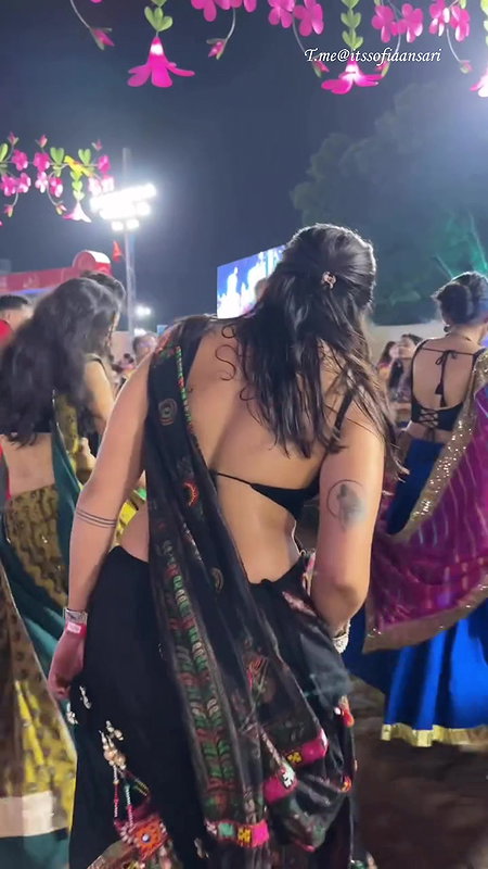 NAUGHTY TEMPTRESS SOFIA ANSARI SEDUCTIVE BACKLESS AT GARBA NIGHTS HQ VIDEO 2