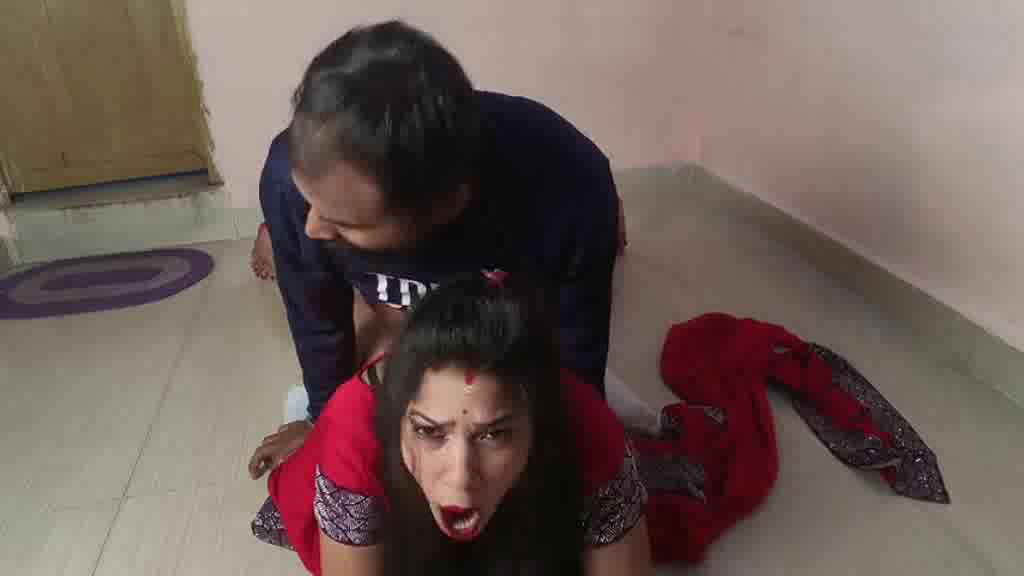 Sona Bhabi Met aCcident and Fucked by Devar 2