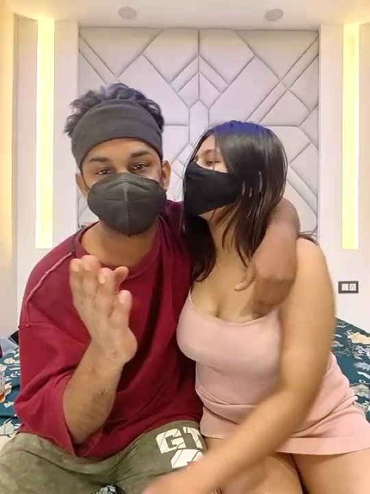 Sona with BF Ladki to Bohot Mast hai, Gaand Maar Maar ke Pasina nikal denge iska. 2