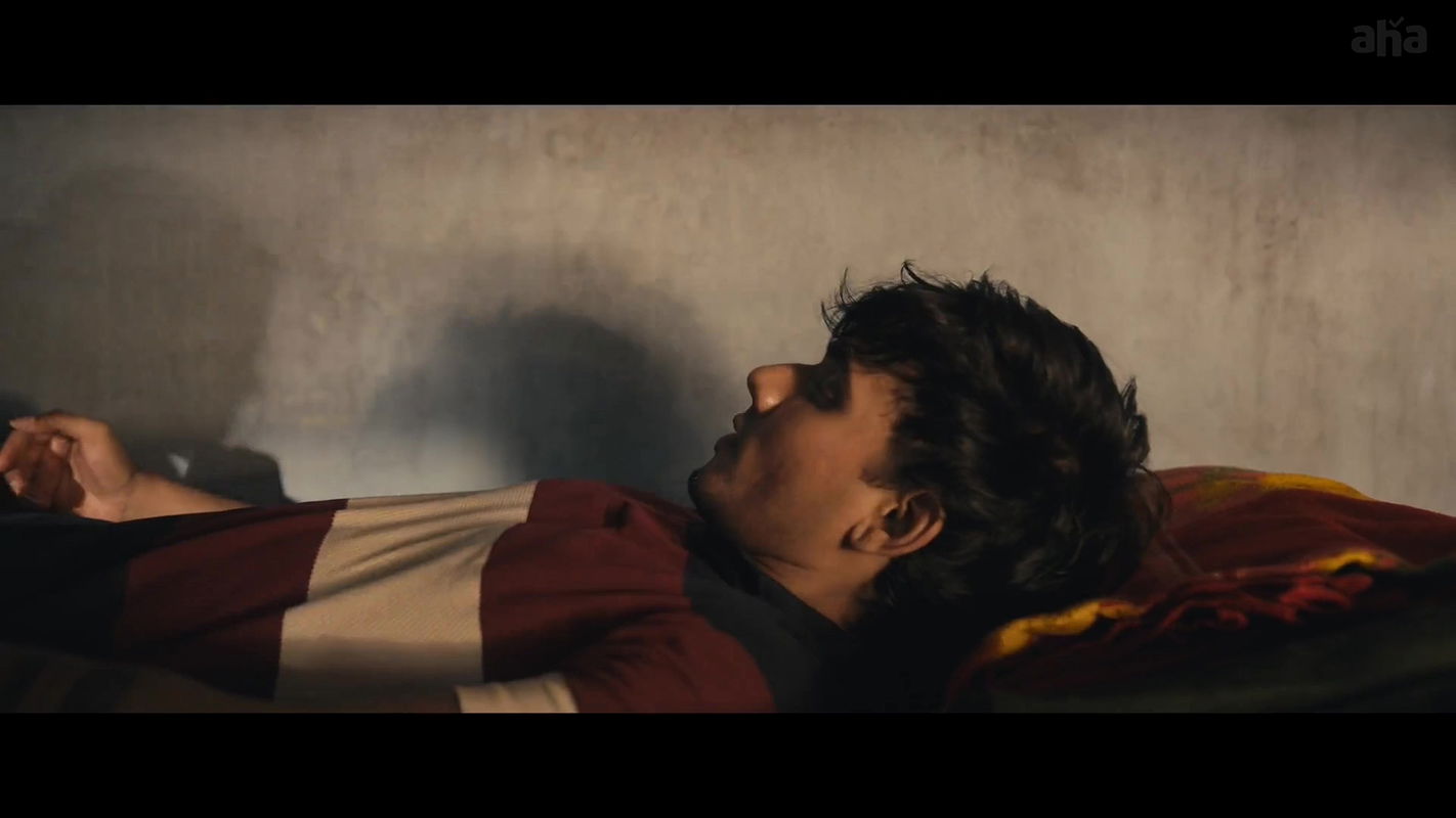 Maanushi Khair Navel Crushed Sweaty Sensual Bed Kissing Romantic 4K Scenes Sshhh 2 2