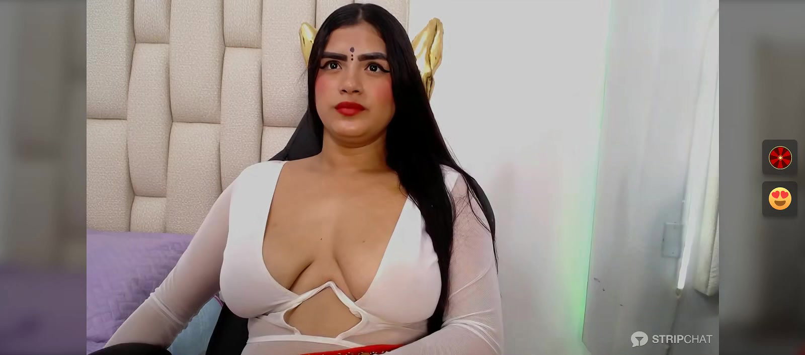 Sexy Bhabhi in See through blouse Exposing Boobs2
