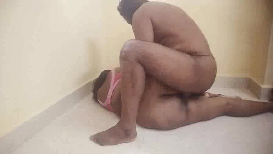 Alone Tamil Aunty Fucked Neibour2