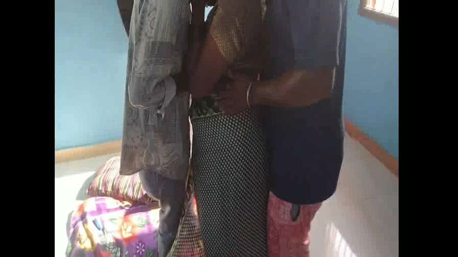 Tamil Aunty 3some Fuck2