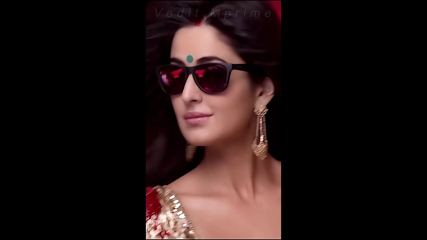 Katrina_Kaif_Kala_Chashma