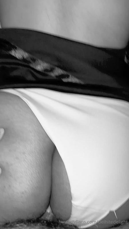 Delhite_Delight_OnlyFans model reverse cowgirl fuck2