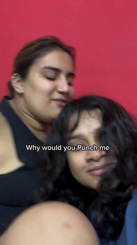 college girls fun big pressing boobs in tshirt2