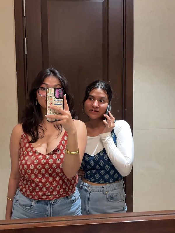 desi girl big tits and cleavage in sexy maroon top2