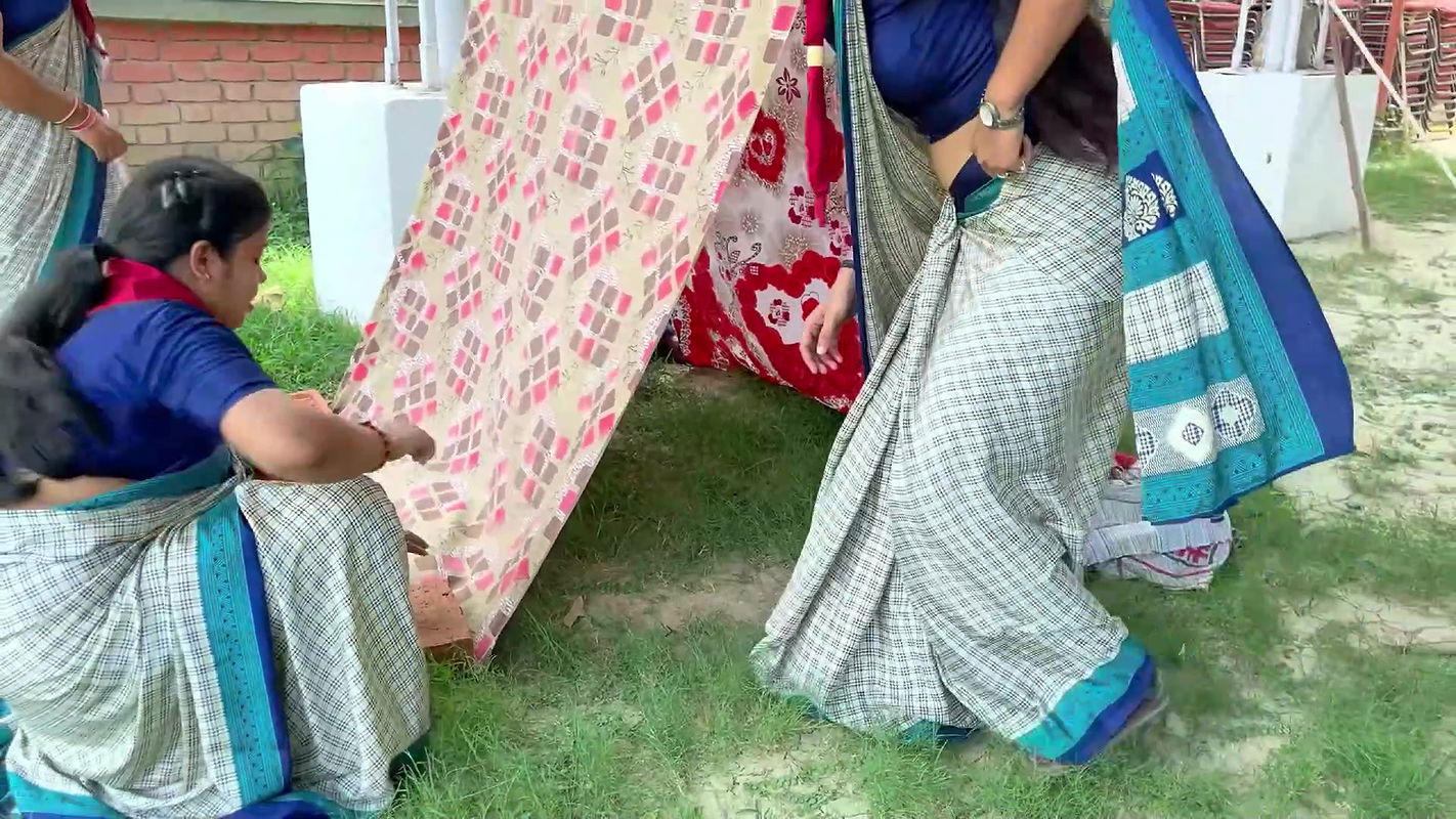 Sexy assami teacher open deep navel in blue saree 2