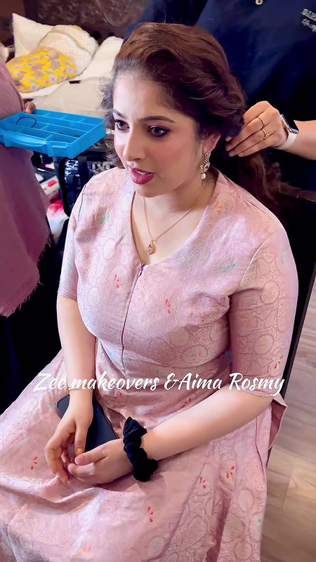 aimy rosmy hige breasts in tight pink dress2