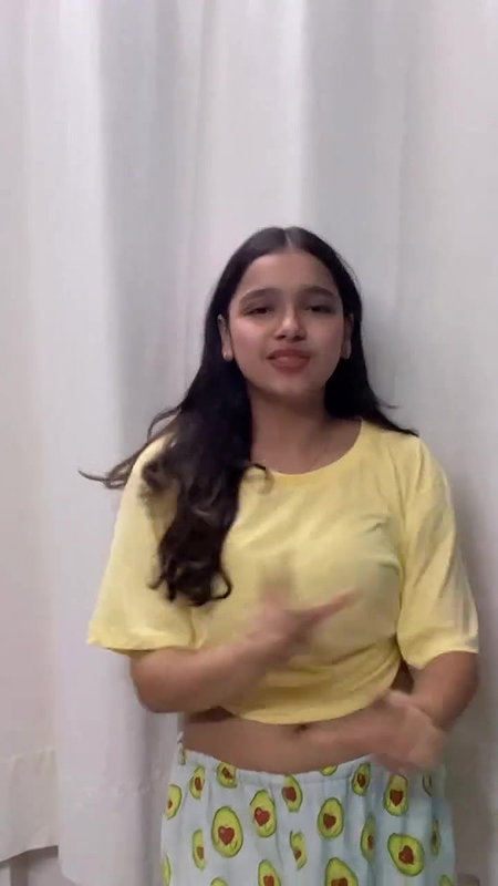 cute girl sexy navel in yellow tshirt2