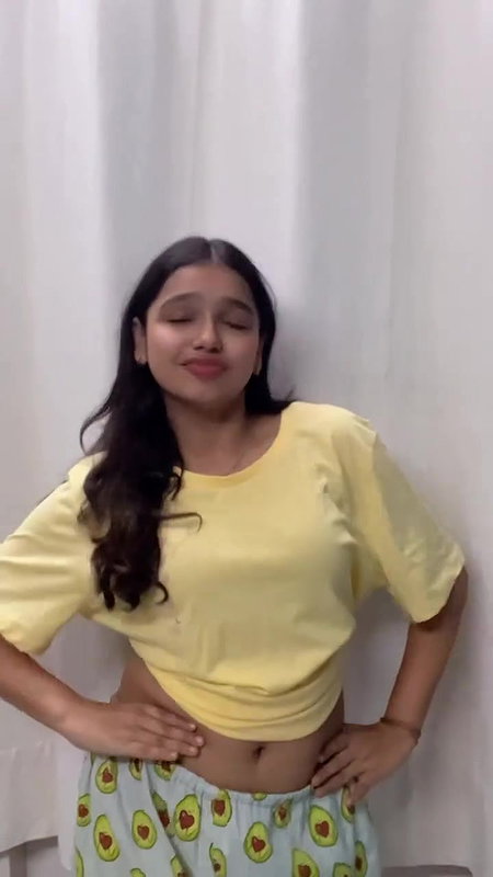 cute girl sexy navel in yellow tshirt2