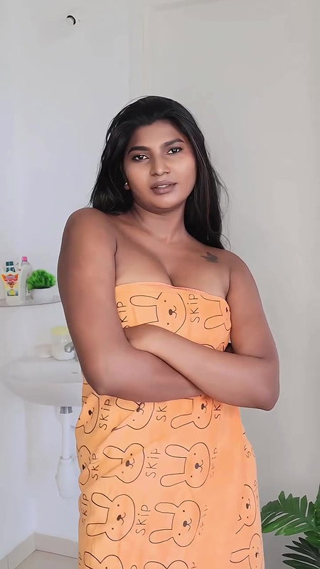 DUSKY STEPHINA ALEX NAUGHTY AFTER BATH IN TOWEL VIEW UUFFF2