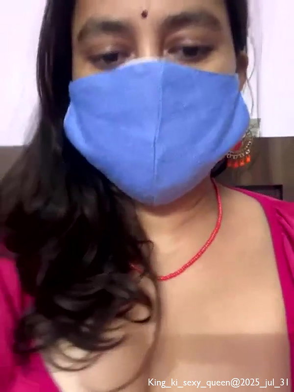 King_ki_sexy_queen_showing pussy2