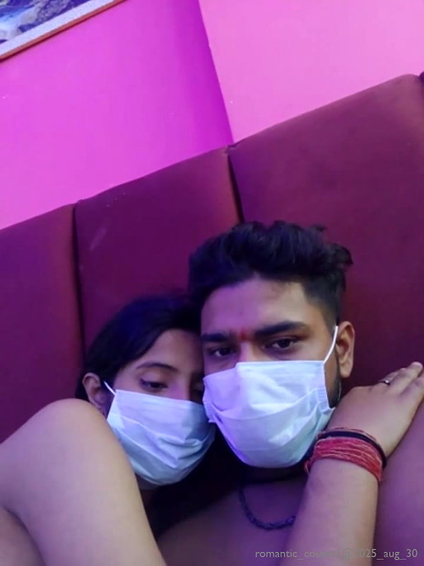 romantic_couple1_2025_aug_30.mp42
