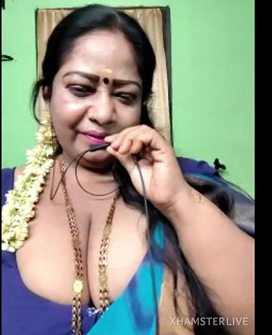 Tamil Anty Big Boobs show on Cam Paid with Face2