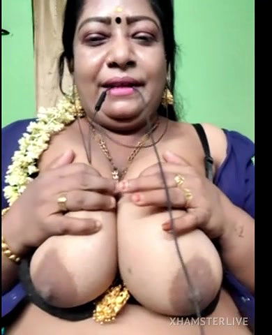 Tamil Anty Big Boobs show on Cam Paid with Face2