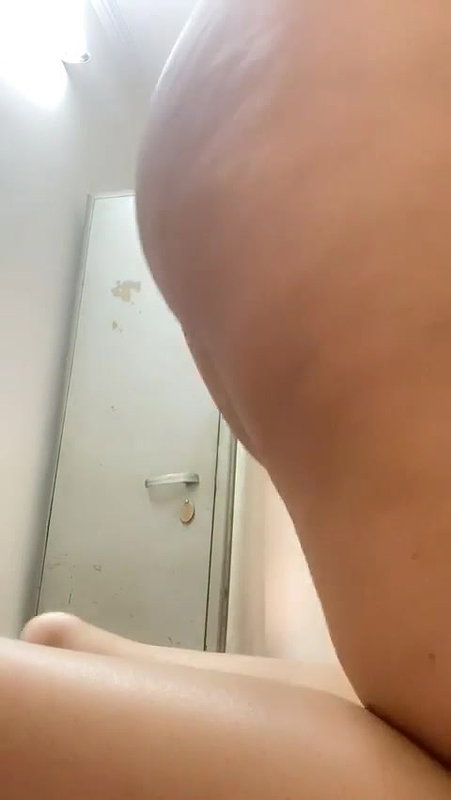 Chubby Girlfriend Showing 2